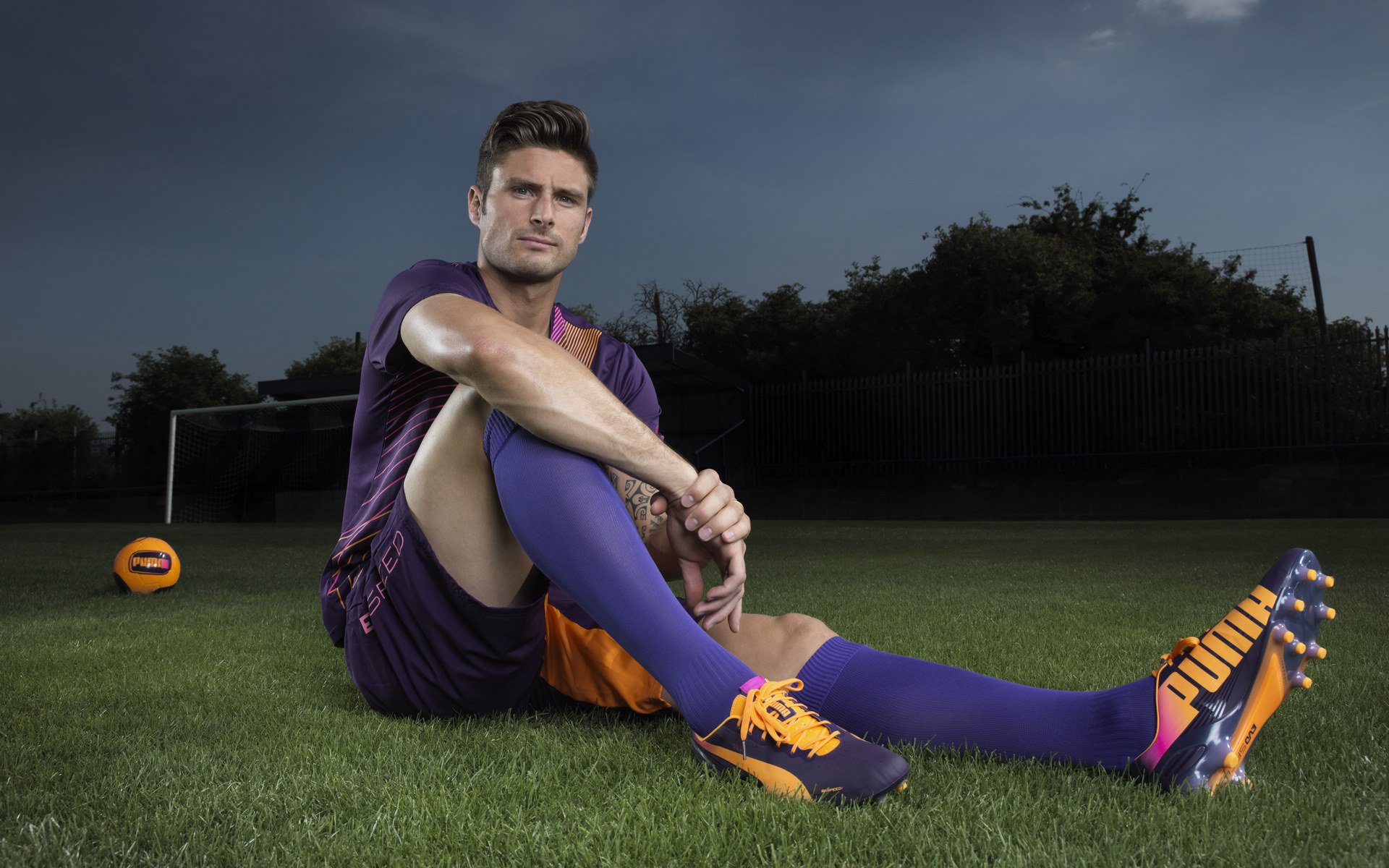 开云体育官方网站登陆-五大联赛底层球队是否更倾向于构建高球权战术，五大联赛哪个大球多